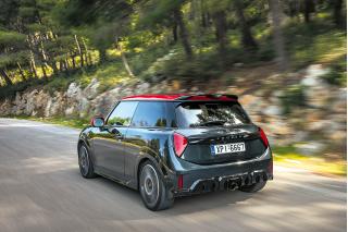 MINI John Cooper Works 231Ps 